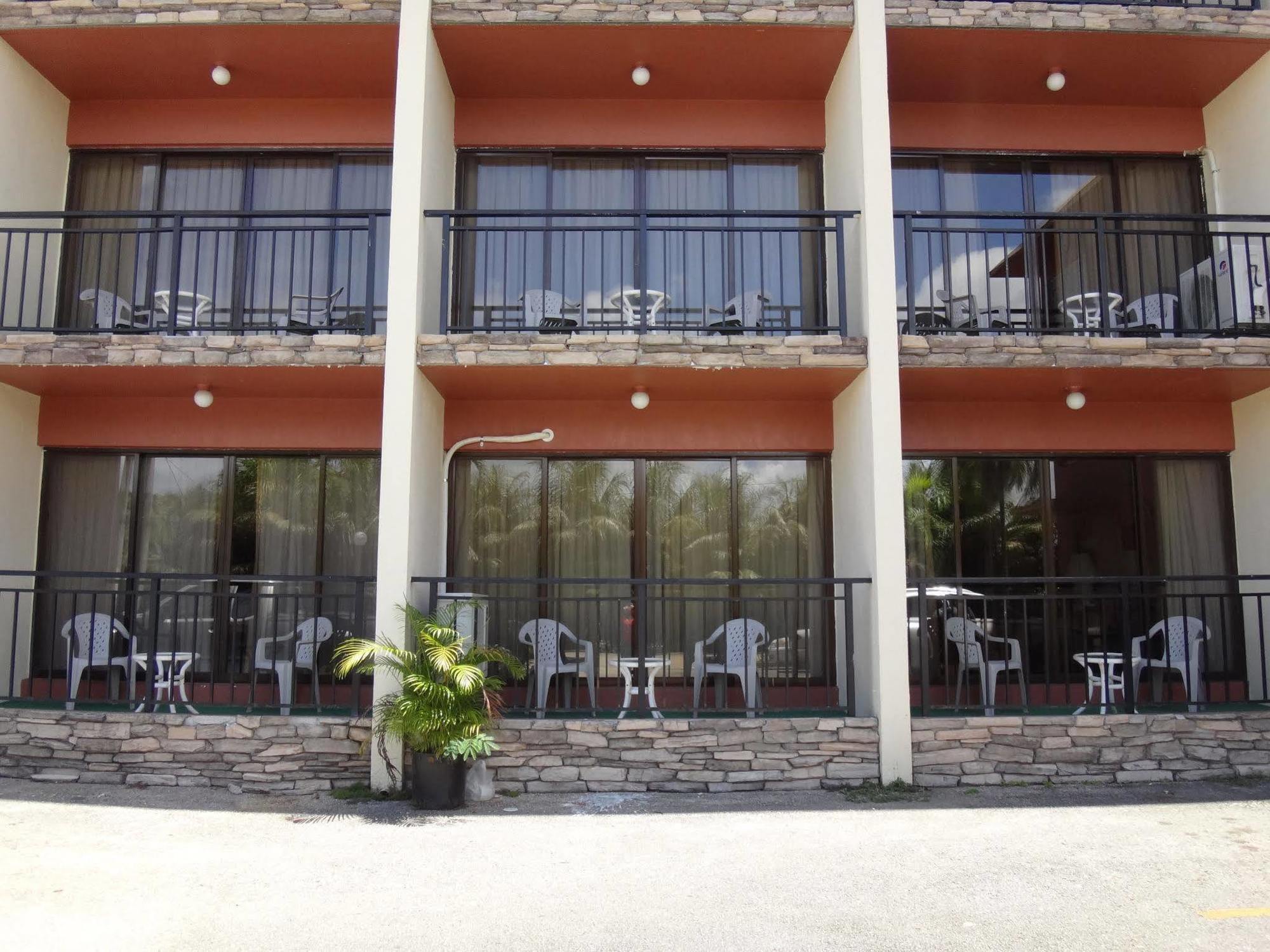 Surestay By Best Western Guam Airport Barrigada Eksteriør bilde